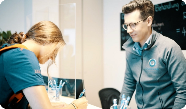 Deinen Termin in unserer Praxis für Physiotherapie und Osteopathie kannst du online buchen.
